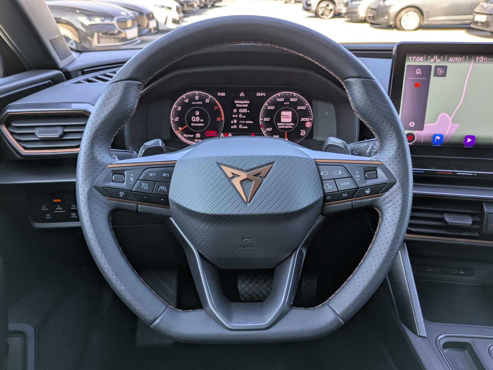 Fahrzeugabbildung CUPRA Leon 1.5 eTSI DSG MATRIX-LED*AHK*ACC*KAMERA*18"