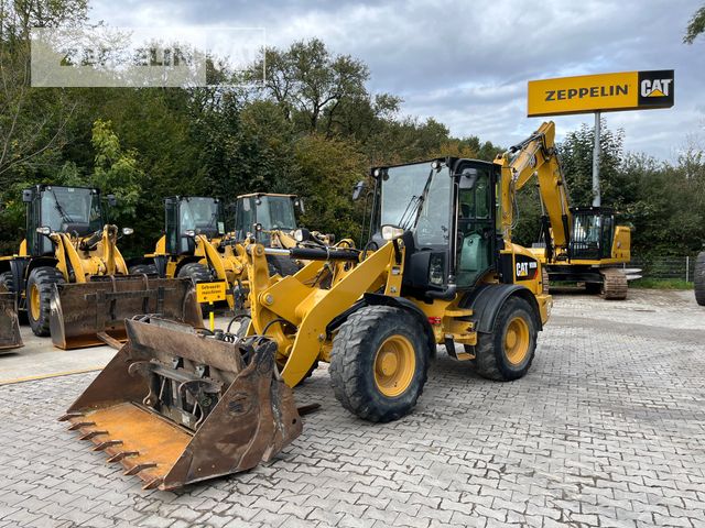 CAT 908M