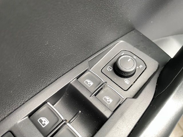 T-Cross 1.0 TSI Move Navi AHK ACC Ganzjahresreif