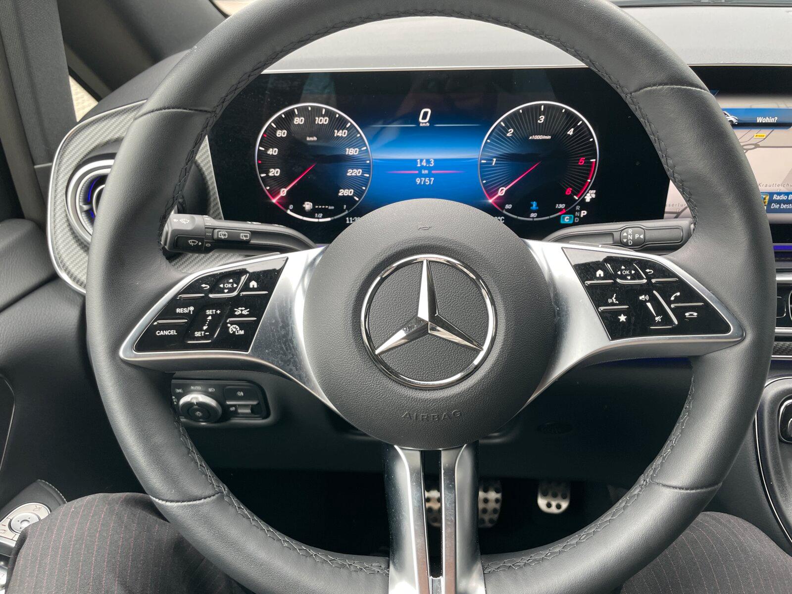 Mercedes-Benz V-Klasse AVANTGARDE V 250 d lang AMG LineNavi