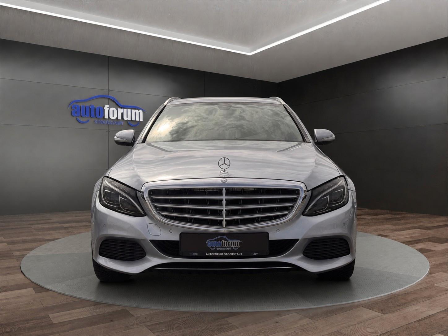 Mercedes-Benz C 250 T Avantgarde LED°NAVI°KAMERA°SHZ°PDC