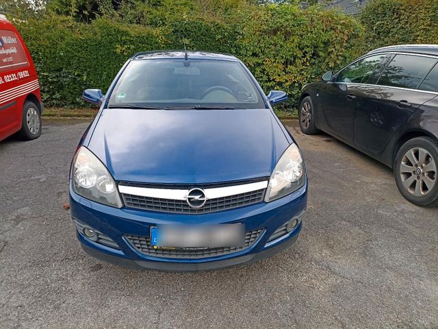 Opel Astra TwinTop 1.6 16v