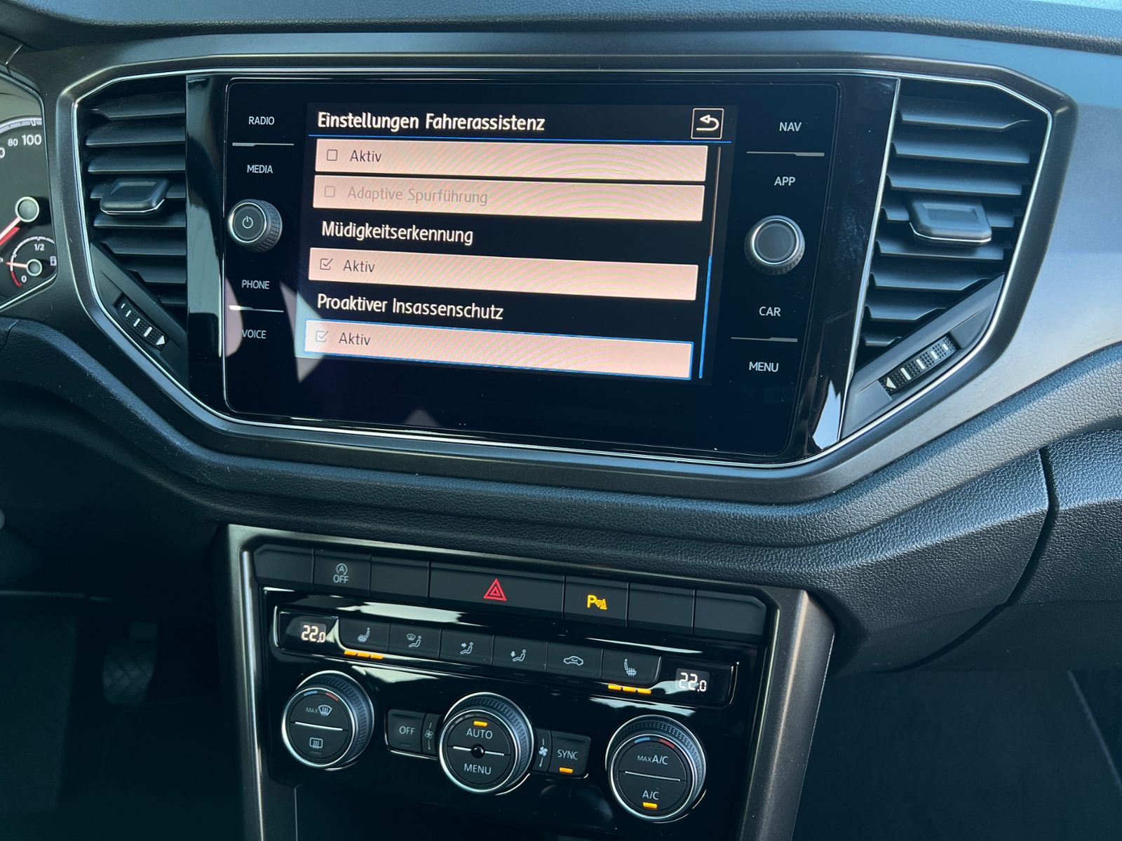 Fahrzeugabbildung Volkswagen T-Roc Style 1.5 TSI