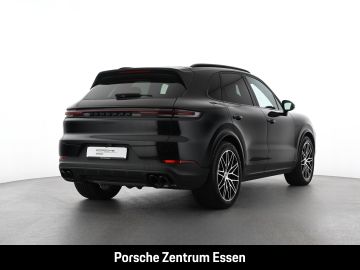 Porsche Cayenne - 4