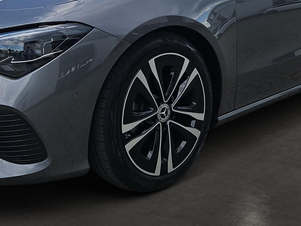 Fahrzeugabbildung Mercedes-Benz CLA 180 SB Night AHK Pano KeyLess Totwi. Ambie.