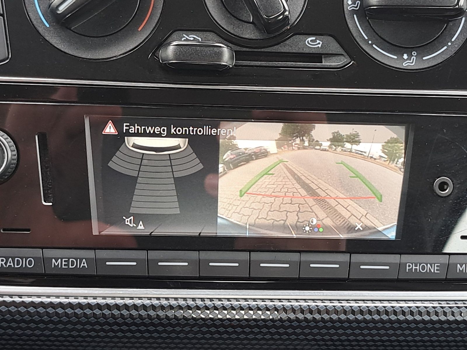 Volkswagen up! - Bild 24