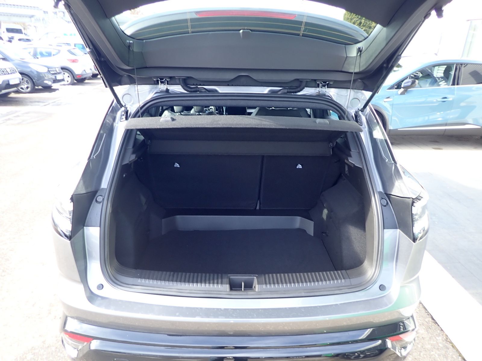 Fahrzeugabbildung Renault Austral Evolution Mild Hybrid 150 Automatik