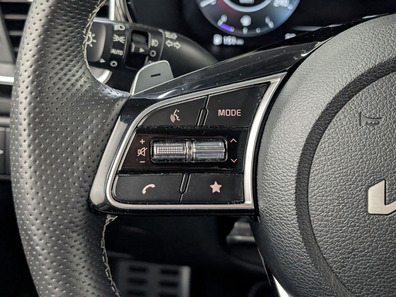 KIA cee'd Ceed SW 1.5 T-GDI DCT GT-Line JBL – Bild 29