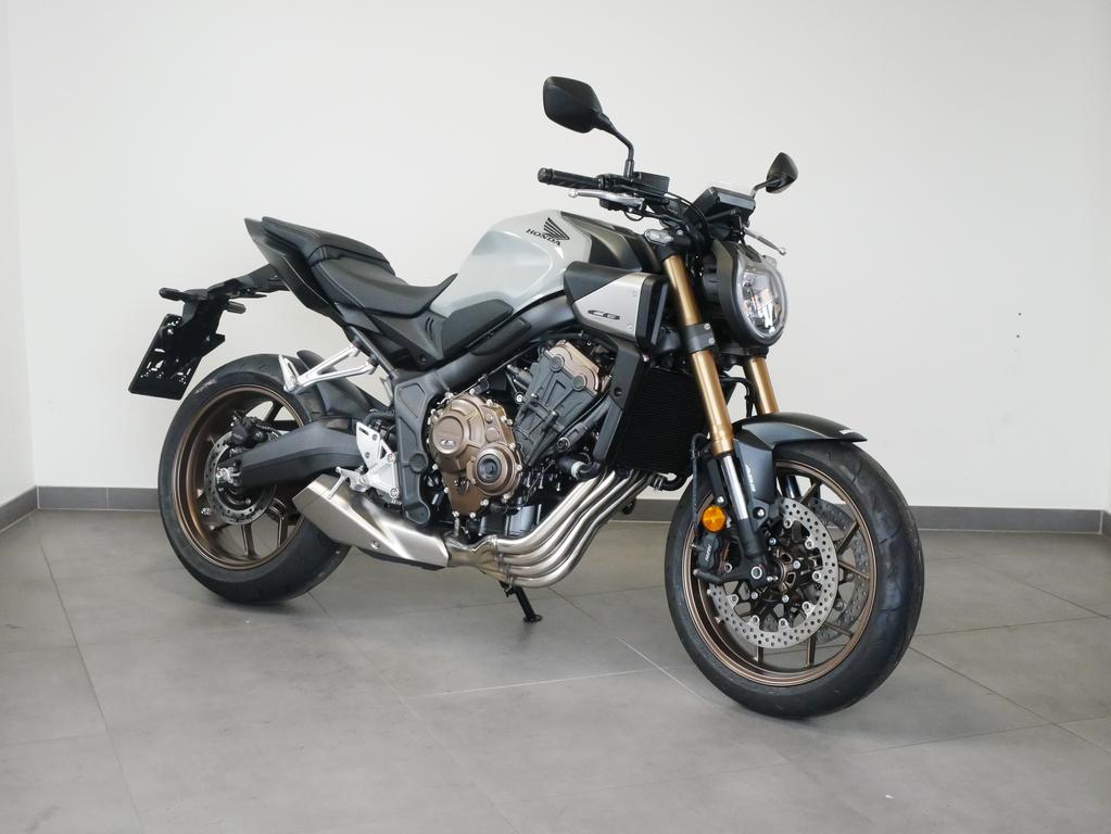 Honda CB650R mit Tageszulassung