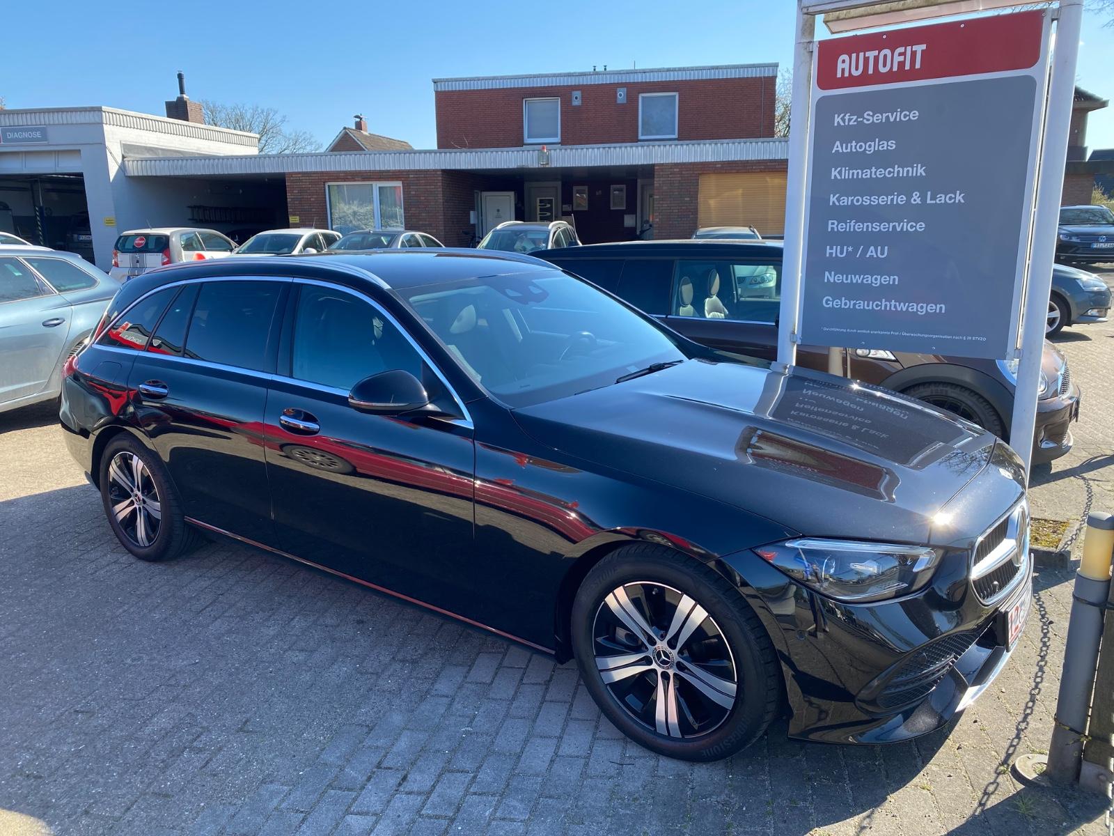 Mercedes-Benz C 300  T-Modell  4Matic