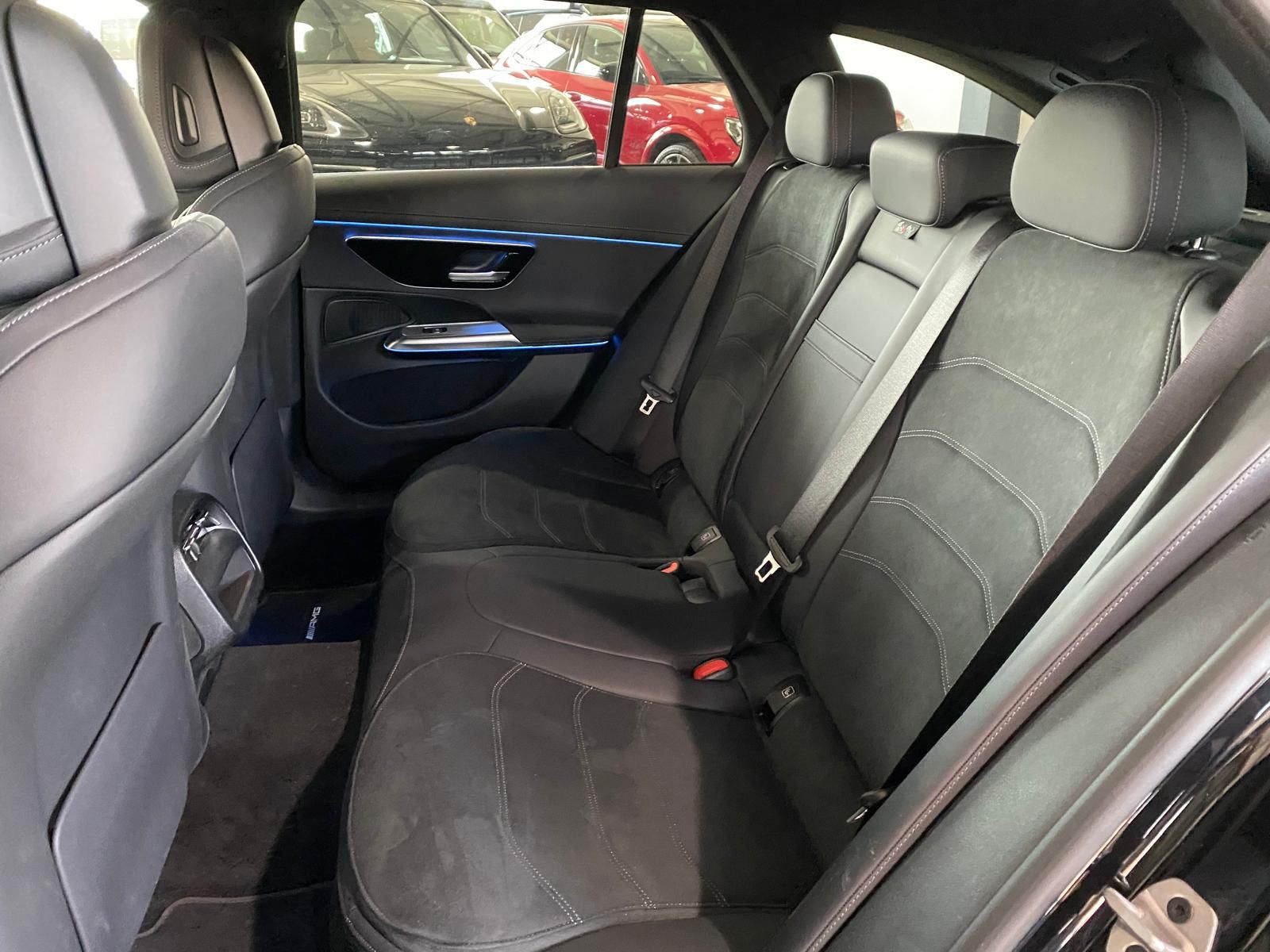 Fahrzeugabbildung Mercedes-Benz E 220 T d AMG Line Advanced/DIS/´19/