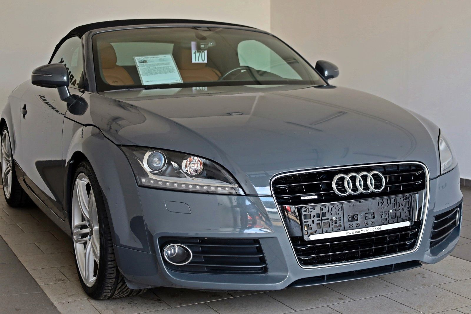 Fahrzeugabbildung Audi TT Roadster 2.0 TFSI quattro,Leder,Navi,Xenon,SH