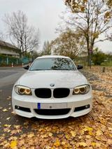 BMW 1er 120D E82 Coupe LCI M-Paket Keyless Go - BMW 120 Coupé M paket mit Diesel-Antrieb