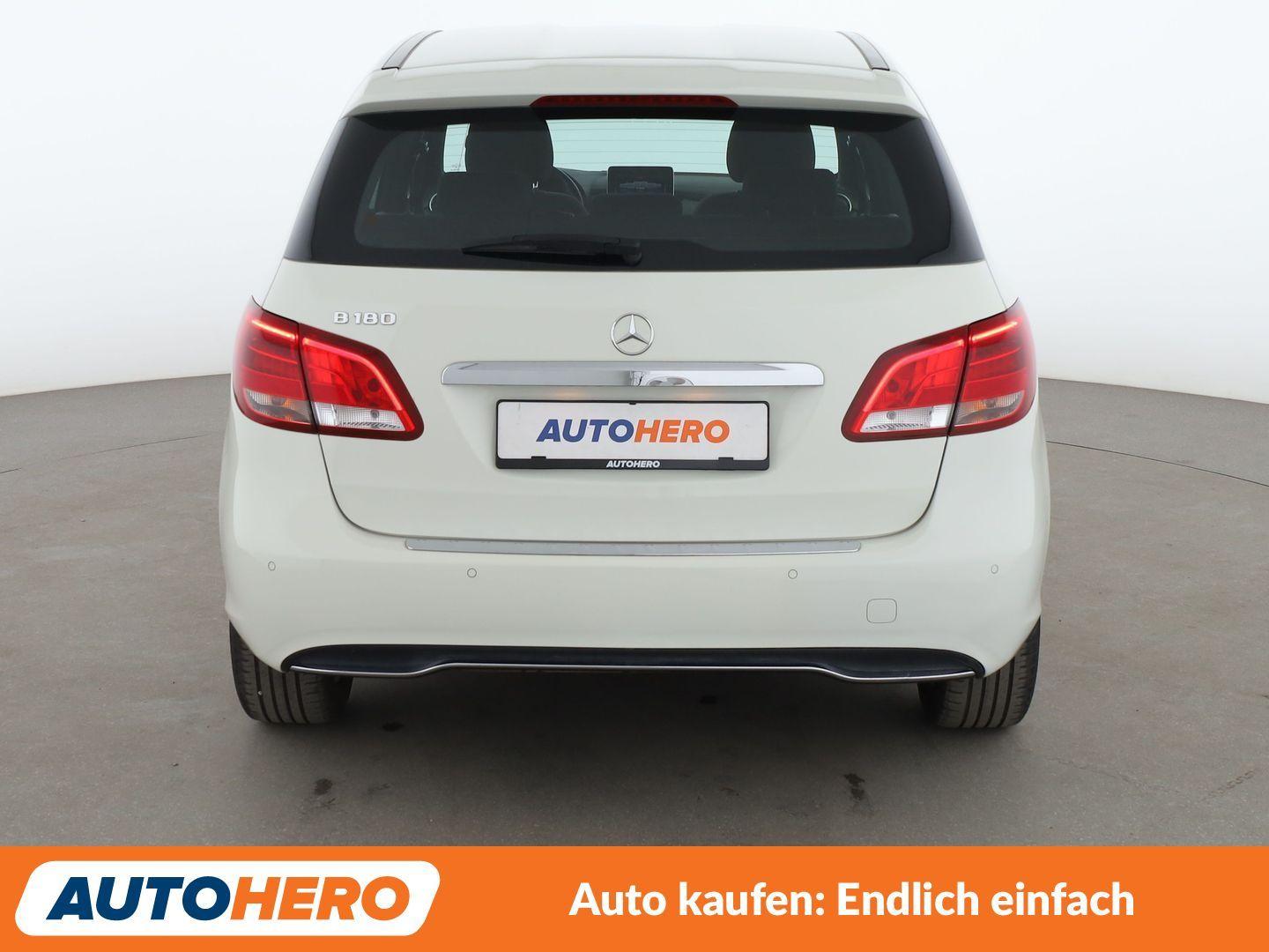 Mercedes-Benz B 180 Style *NAVI*TEMPO*PDC*SHZ*