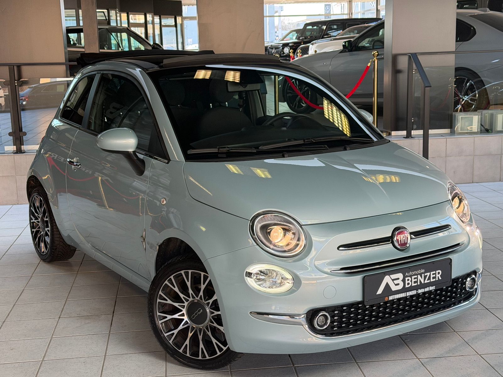 Fahrzeugabbildung Fiat 500C /KLIMA/BLUETOOTH/NAVI/PDC