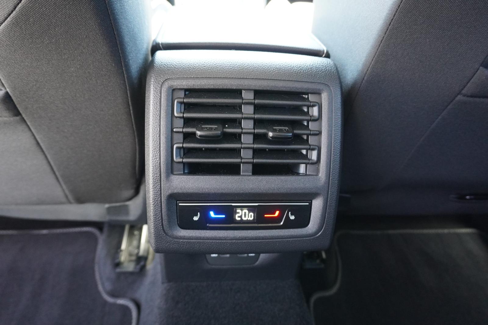 Volkswagen Golf VIII 1.5 TSI Active LED Navi ACC Head-Up, миниатюра 10