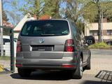 Volkswagen Touran CrossTouran/7-Sitzer/Aut. - gebrauchte VW Touran aus dem Jahr 2007