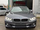 BMW 320 i xDrive Touring*AUTOMATIK*FINANZIERUNG*TOP* - BMW 320 mit Benzin-Antrieb: Kombi, 320i Xdrive