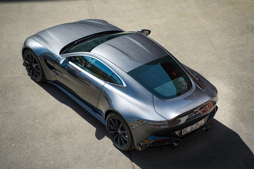 Aston Martin V8 Vantage