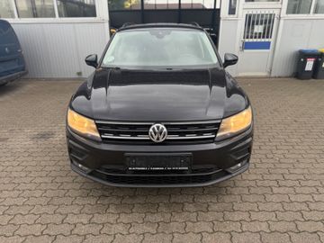 Volkswagen Tiguan - 5