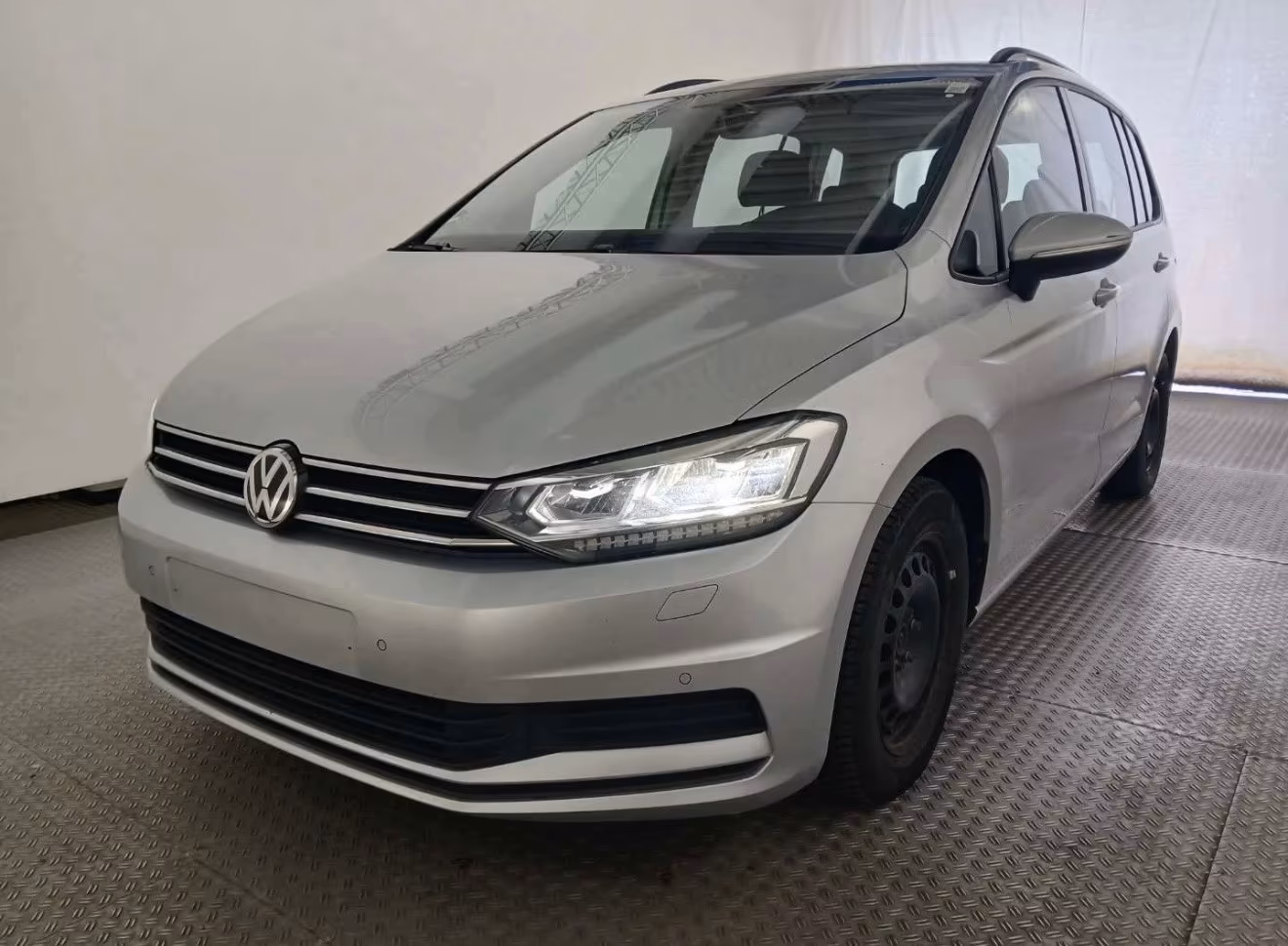 Volkswagen Touran 1.0 TSI/  Comf. BMT/LED-Scheinw./Rückf./