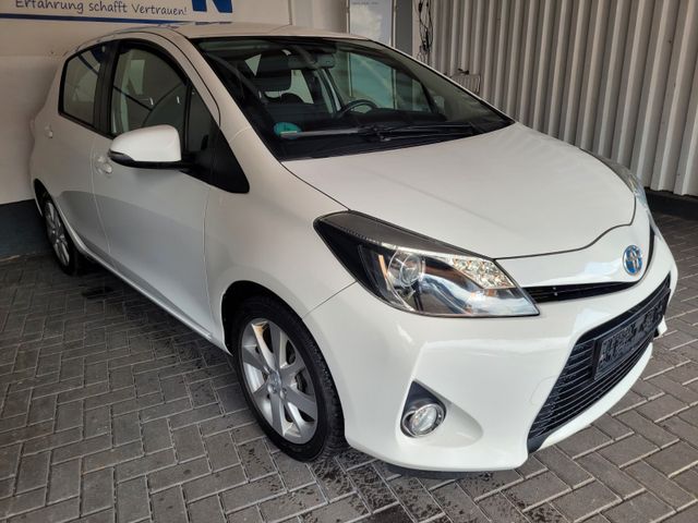 Toyota Yaris Hybrid Club*NAVI*KAMERA*LED*KEYS*TEMPOMAT