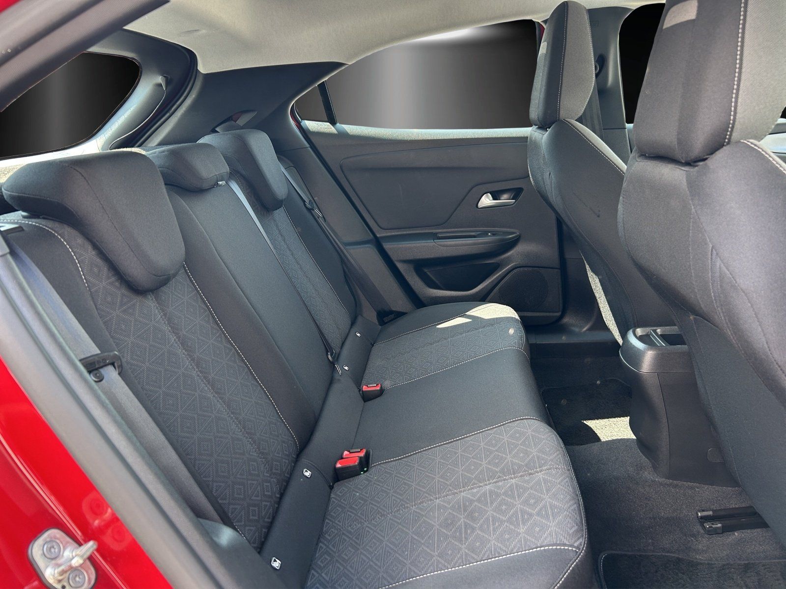 Fahrzeugabbildung Opel Mokka 1.2 Turbo Aut. Edition/SHZ/KAMERA/LED/