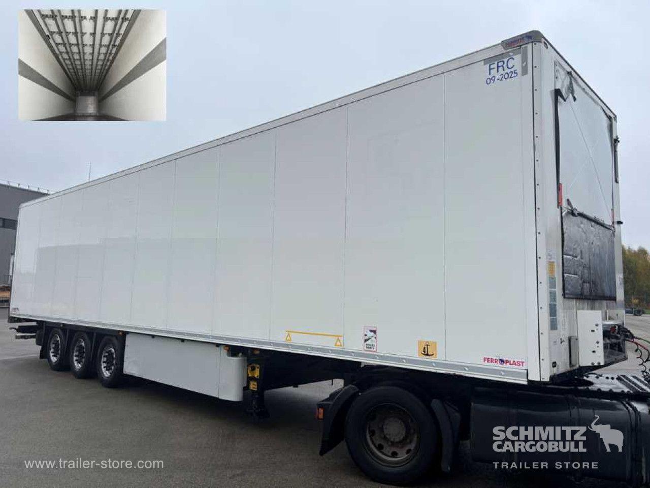 Schmitz Cargobull Reefer Meat hanging system