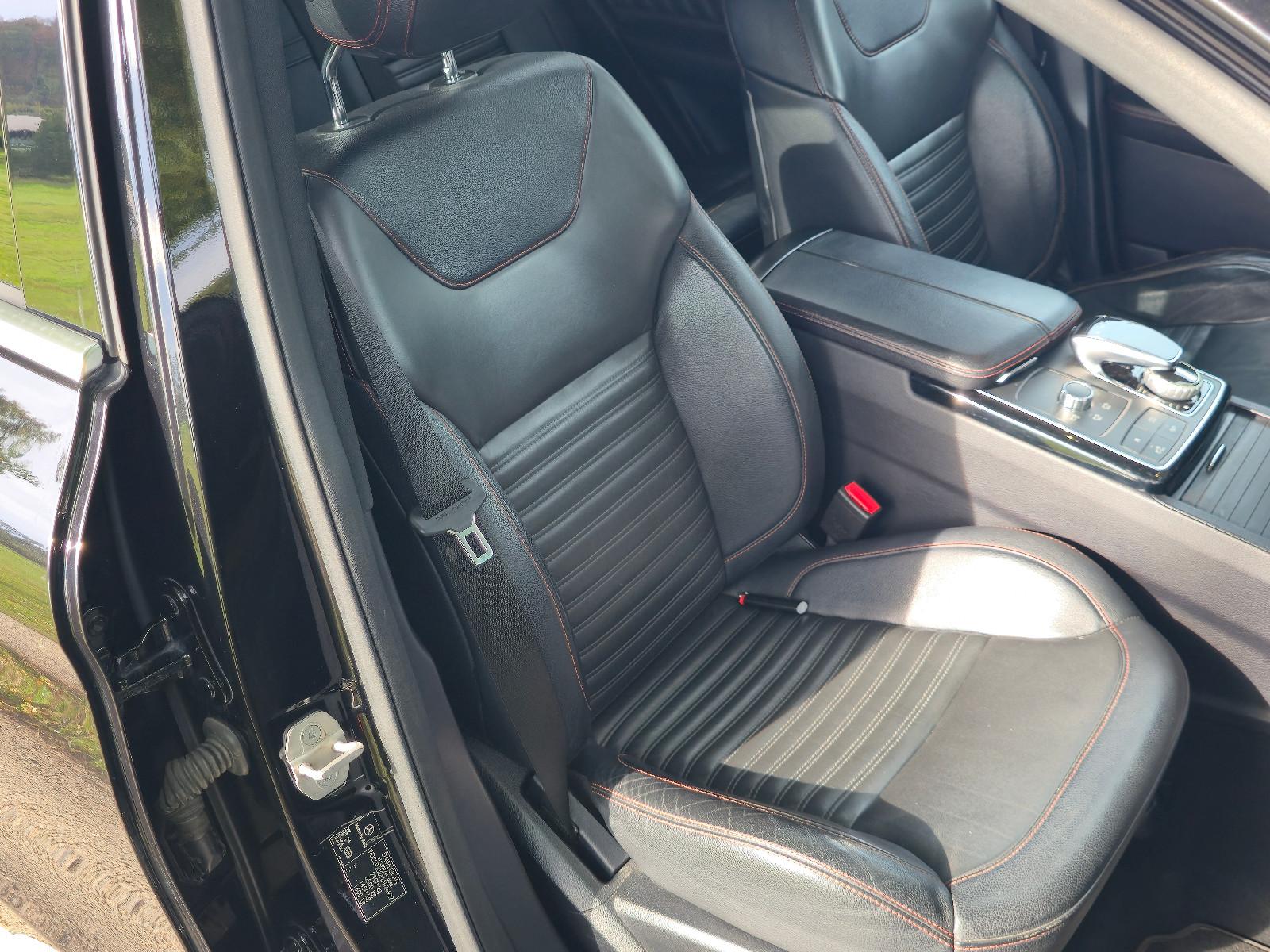 Mercedes-Benz GLE 350 d 4MATIC AMG-Line PANO HU & AU NEU