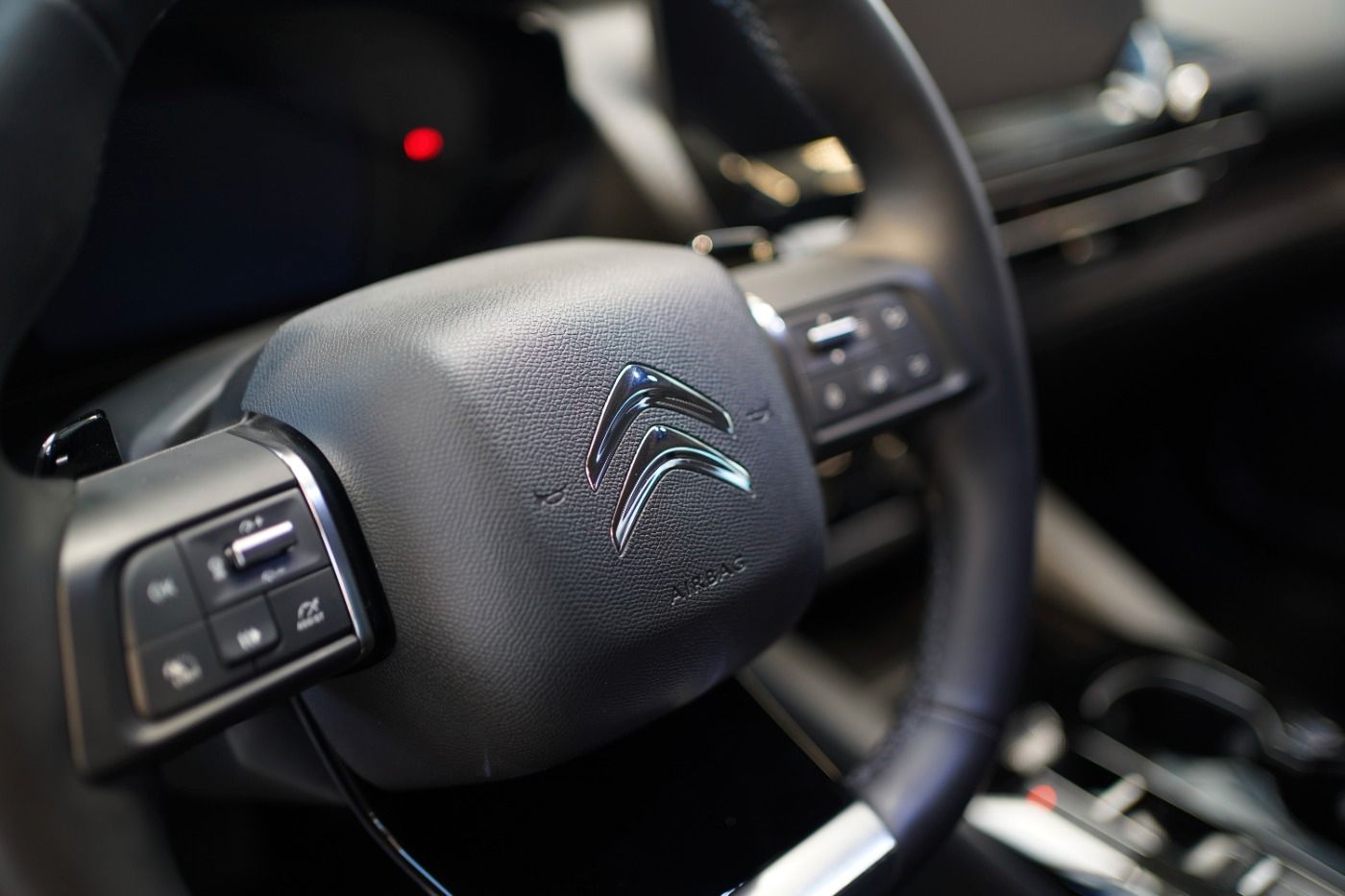 Fahrzeugabbildung Citroën C5 X PureTech 180 EAT8 Shine Pack Automatik Navi