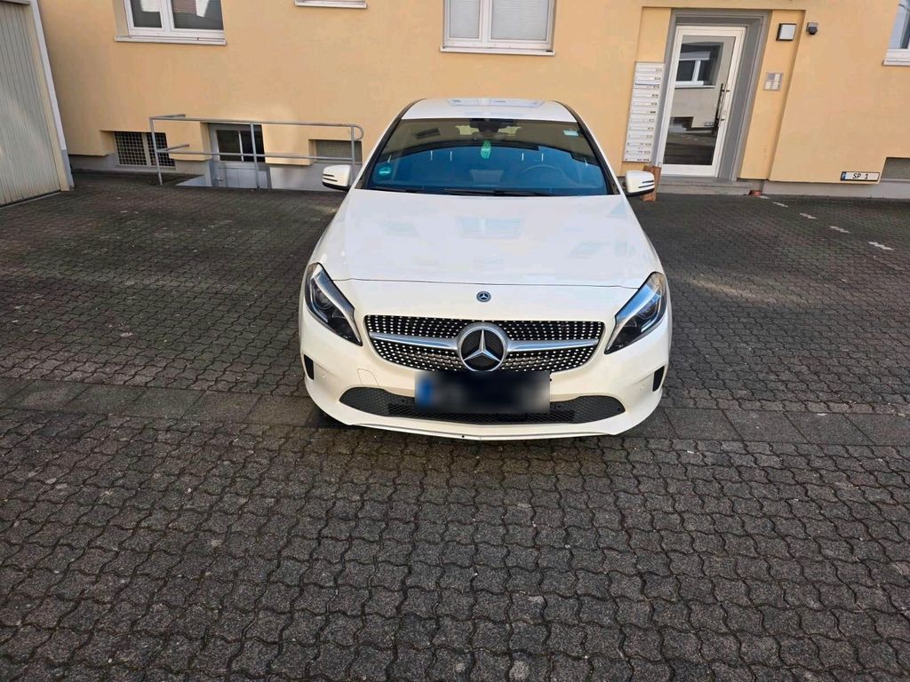 Image of Mercedes-Benz A 200