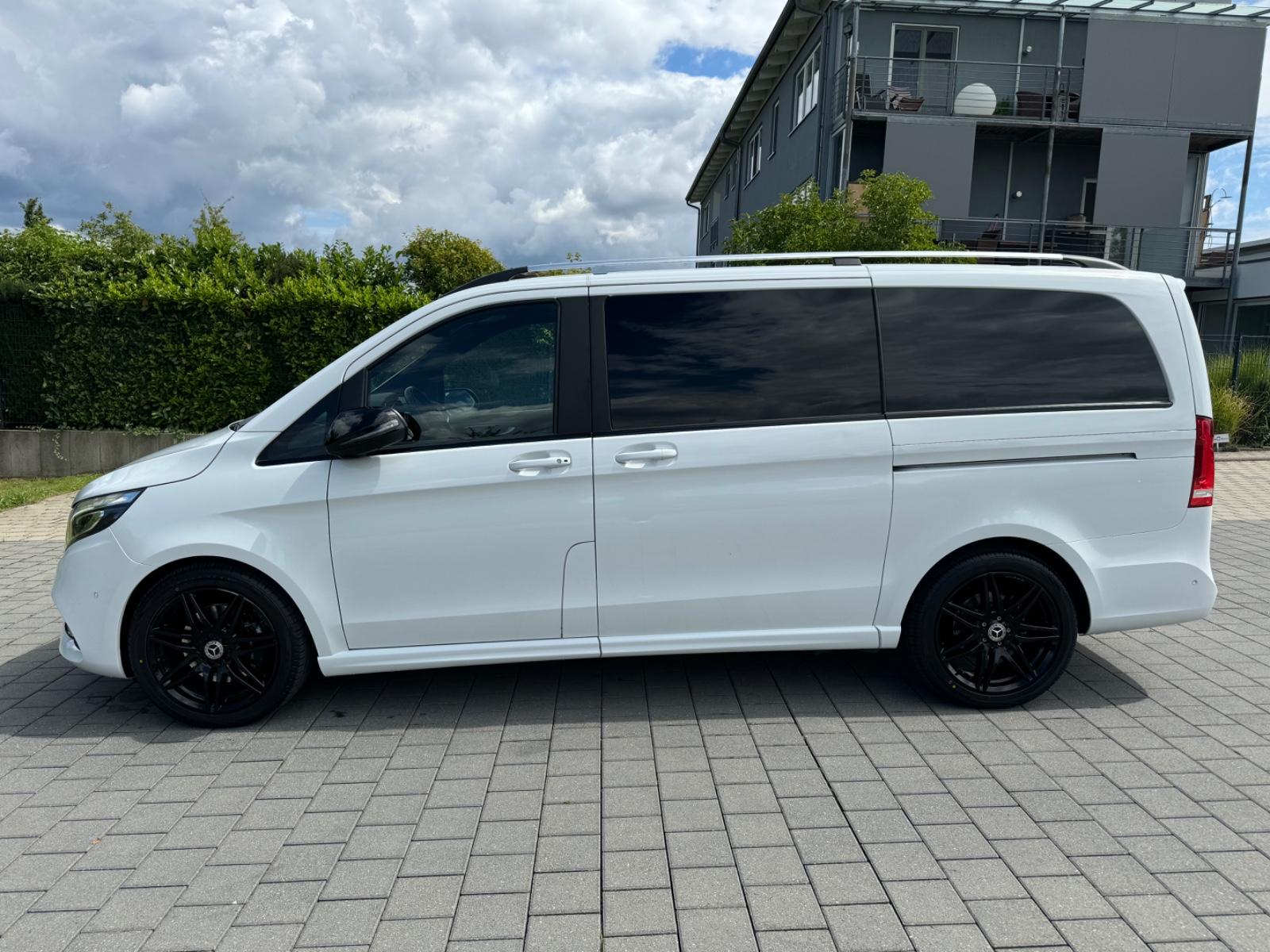 Mercedes-Benz V 300 AMG PANO*NAVI*LEDER*7SITZE*KAM*EL-TÜRE*AHK — 4