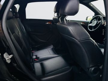 Mercedes B 180 - 8