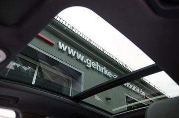 Porsche Macan T*Pano,ACC,Apple,BOSE,Carbon,SWA,Tempolim.