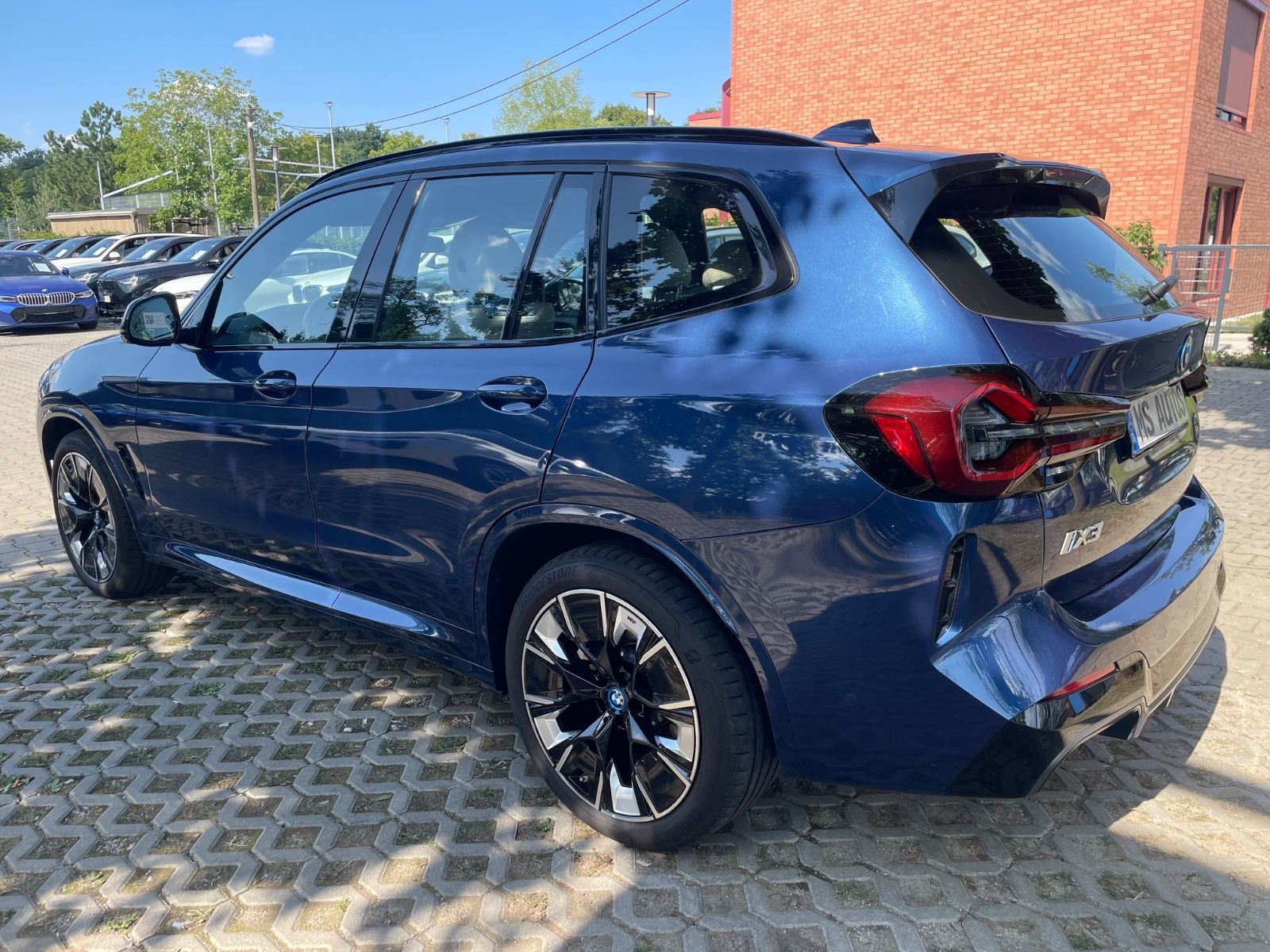 BMW iX3 Impressive Panora Head Up 360°Kamera foto 3