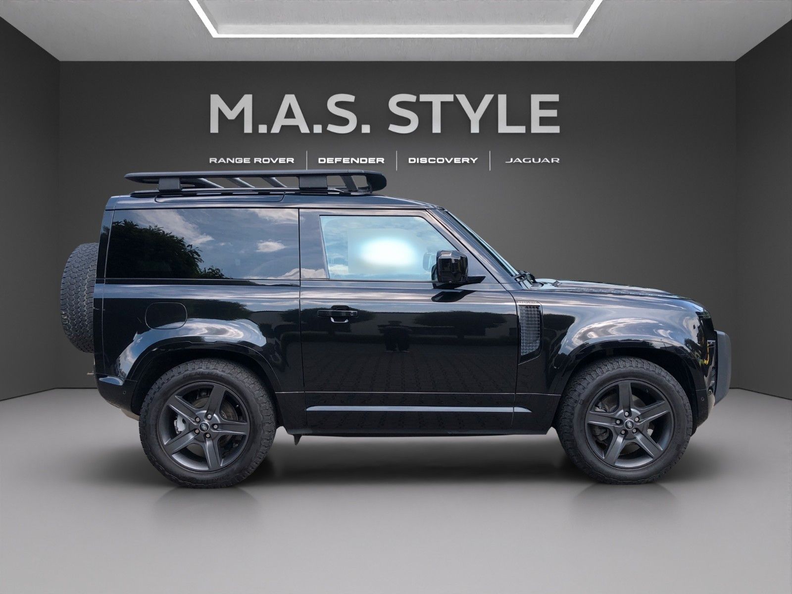 Fahrzeugabbildung Land Rover Defender 90 D250 X-Dynamic SE m. Winde