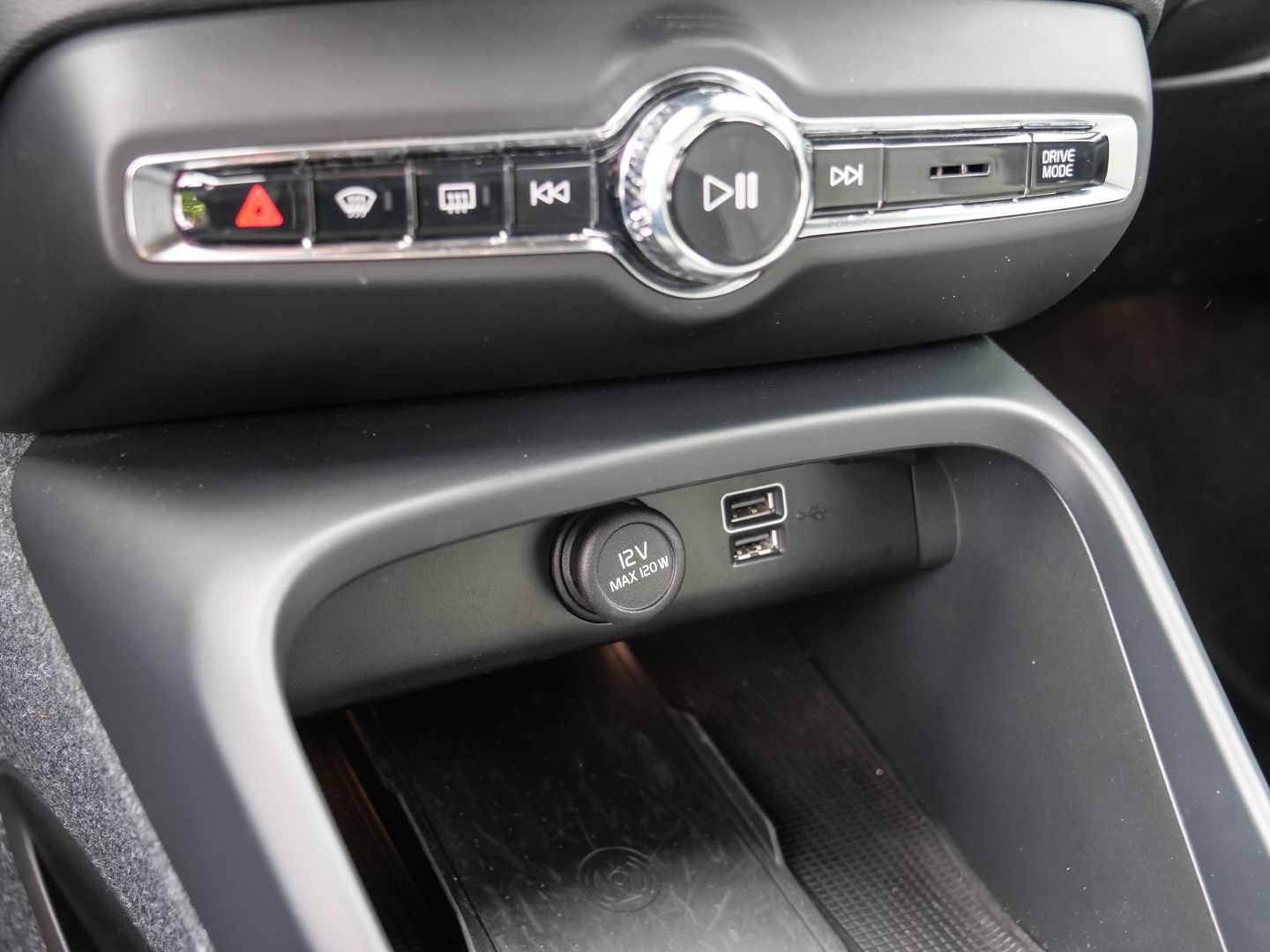 Volvo XC40 Core 2WD T2 EU6d Navi Digitales Cockpit Sou foto 17