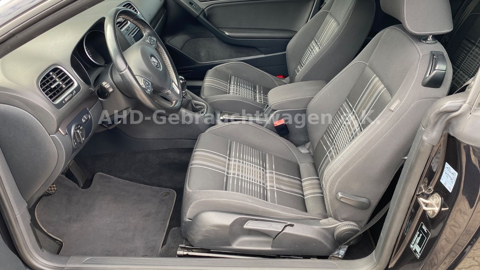 Fahrzeugabbildung Volkswagen Golf VI Cabriolet Lounge