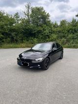 BMW 316i - (F30)
