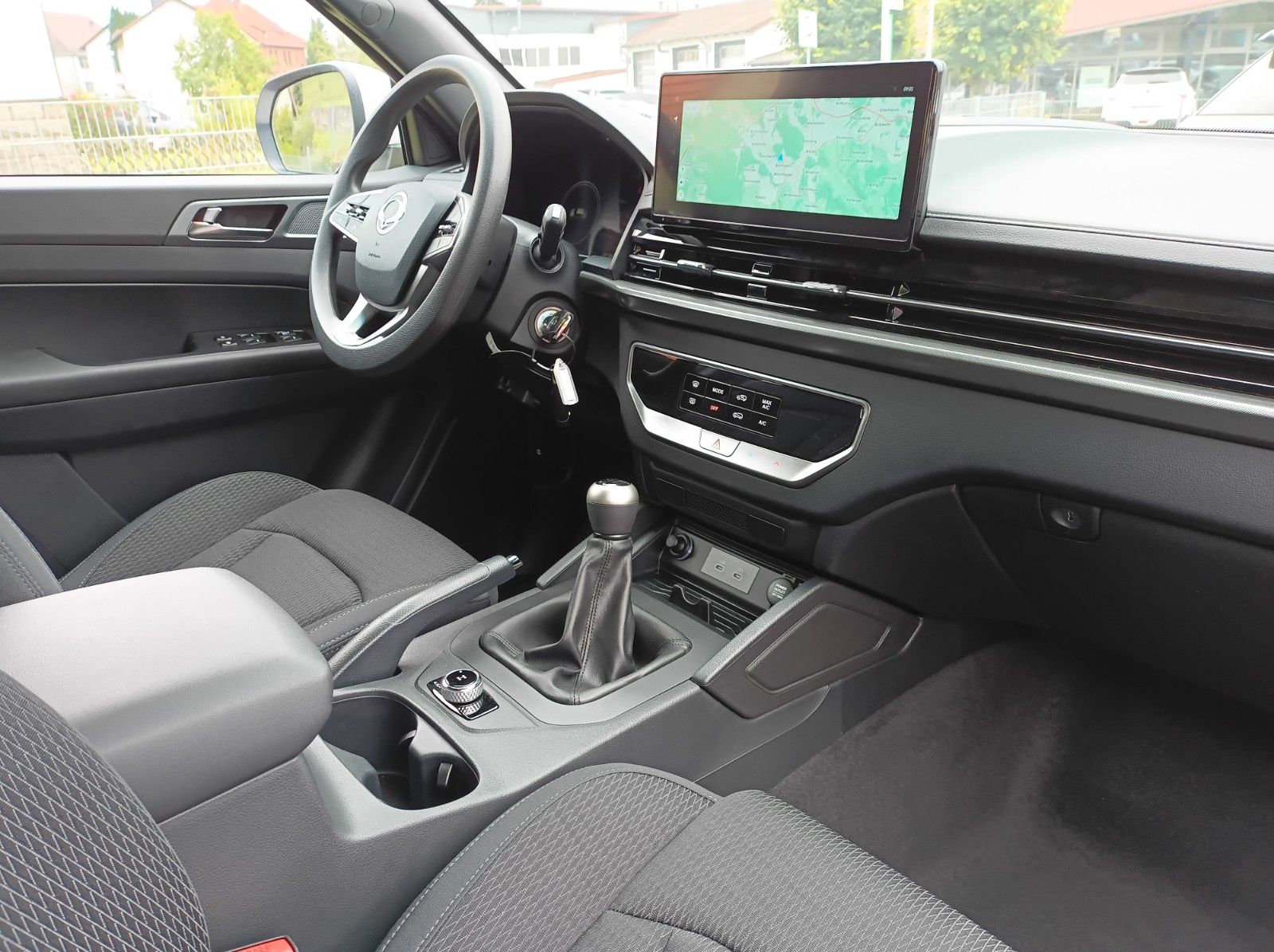 Fahrzeugabbildung KGM MUSSO GRAND CORE+ALLRAD+17ZOLL+R.KAMERA