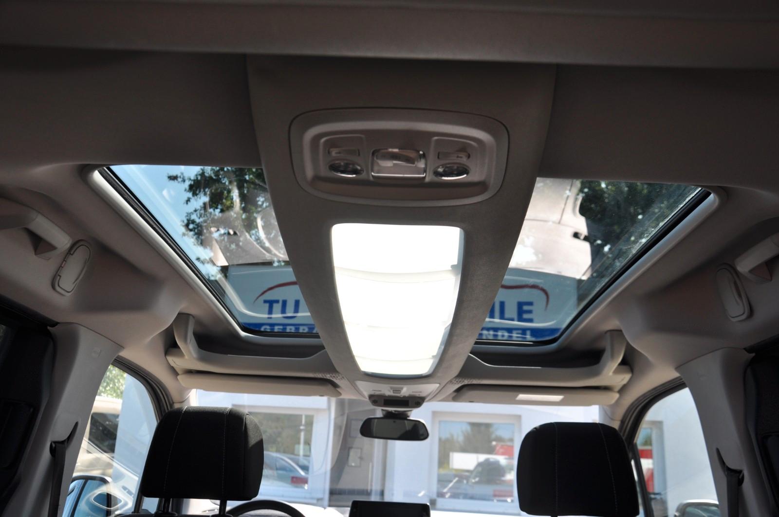 Toyota Proace City Verso L1 Executive Aut. AHK-PANO-HUD