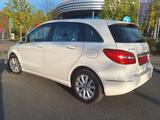 Mercedes-Benz B 180 BlueEFFICIENCY - GARANTIE - SERVICE NEU - Mercedes-Benz B 180: Blueefficiency