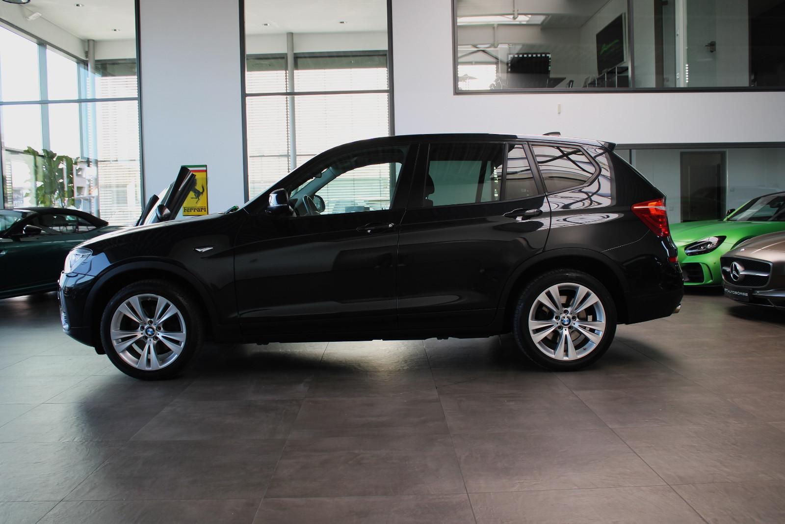 BMW X3 SDRIVE 18D 150PS! 1.HAND/PANORAMA/KLIMA/19"