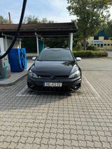 Volkswagen Golf 7.5 R 2.0 TSI DSG 4MOTION Variant  - Volkswagen Golf: 5.0