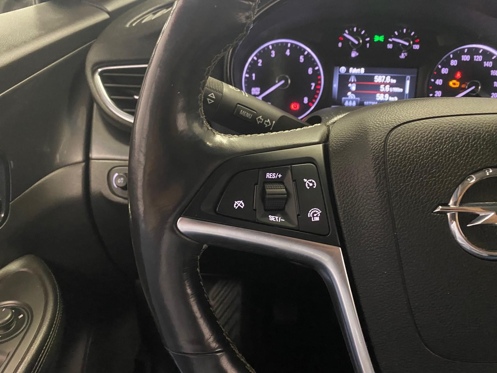 Fahrzeugabbildung Opel Mokka X 1.4 16V Turbo+NAVI+KAMERA+AHK+18"