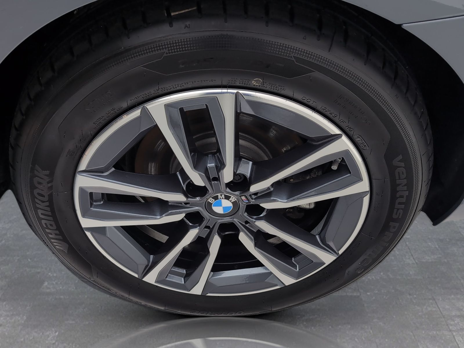 BMW 223 Active Tourer - Bild 18