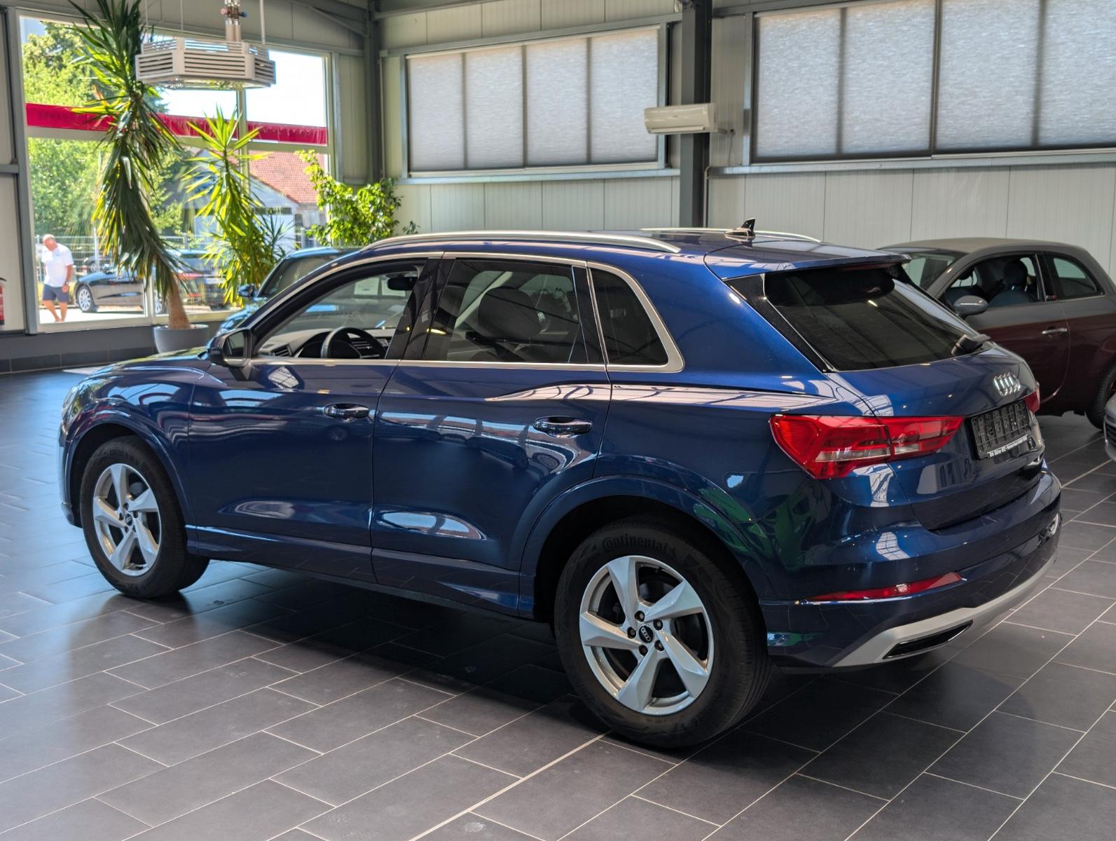 Audi Q3 35 TDI S tronic advanced 8-fach, миниатюра 2