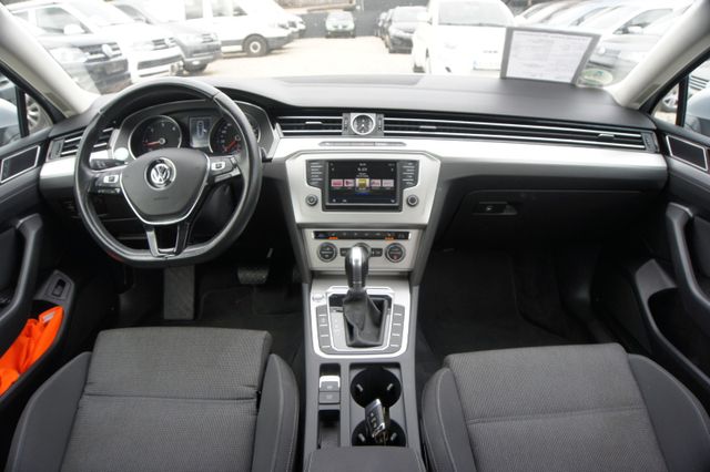 Fahrzeugabbildung Volkswagen Passat Var. 2.0 TDI DSG Comfort ACC NAVI ALU AHK