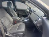 Jaguar E-Pace D200 R-Dynamic SE Pano BlackPak Ambiente - Jaguar E-Pace: R Dynamic Black