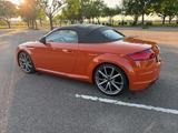 Audi TT 40 TFSI S tronic Roadster - - Audi TT: Orange